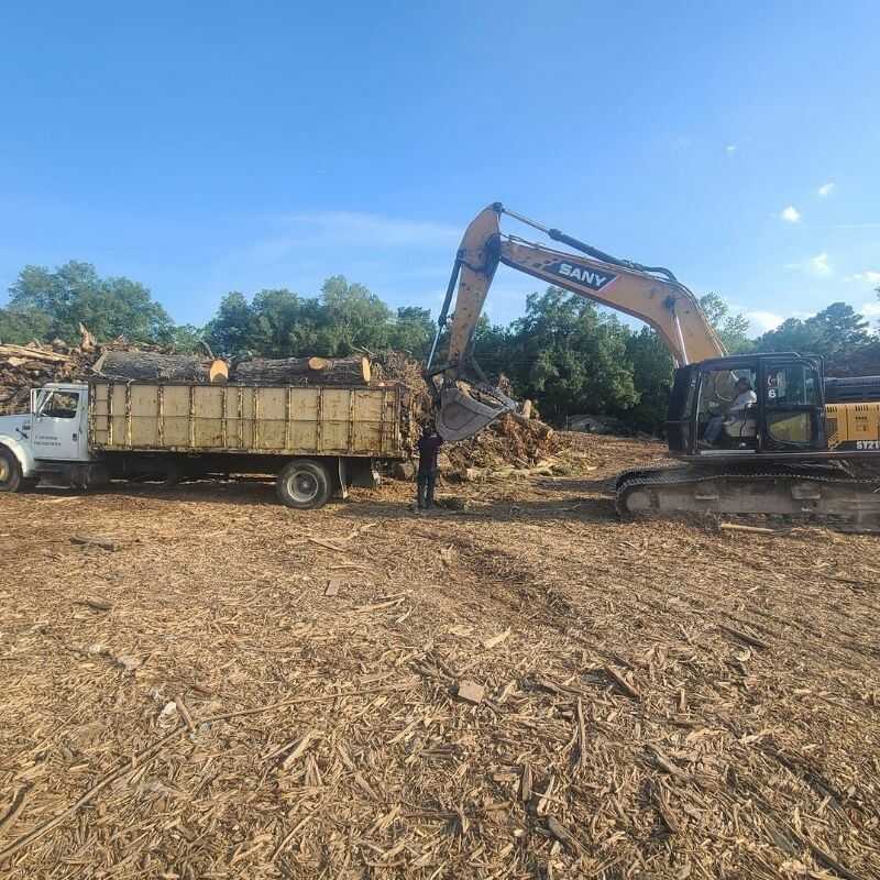 Superior Quality Mulch and Material in New Caney, TX (20)